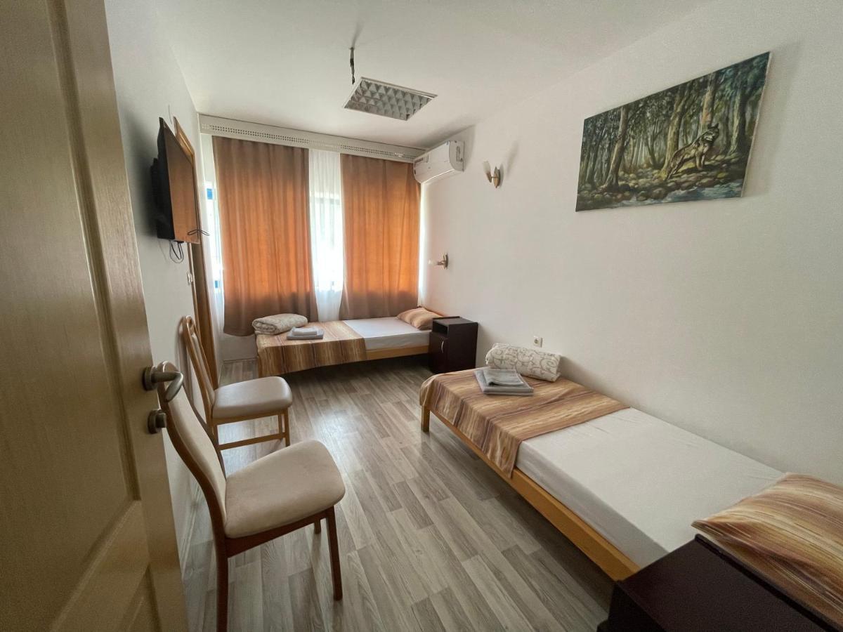 Heater Sleep Nis Hostel Екстериор снимка