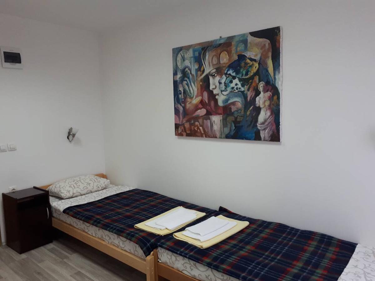 Heater Sleep Nis Hostel Екстериор снимка